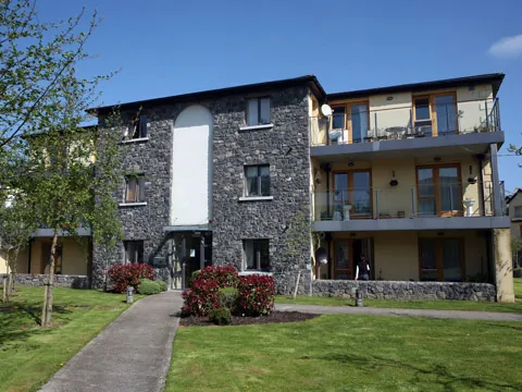 Marlborough Apartments — project photograph 3